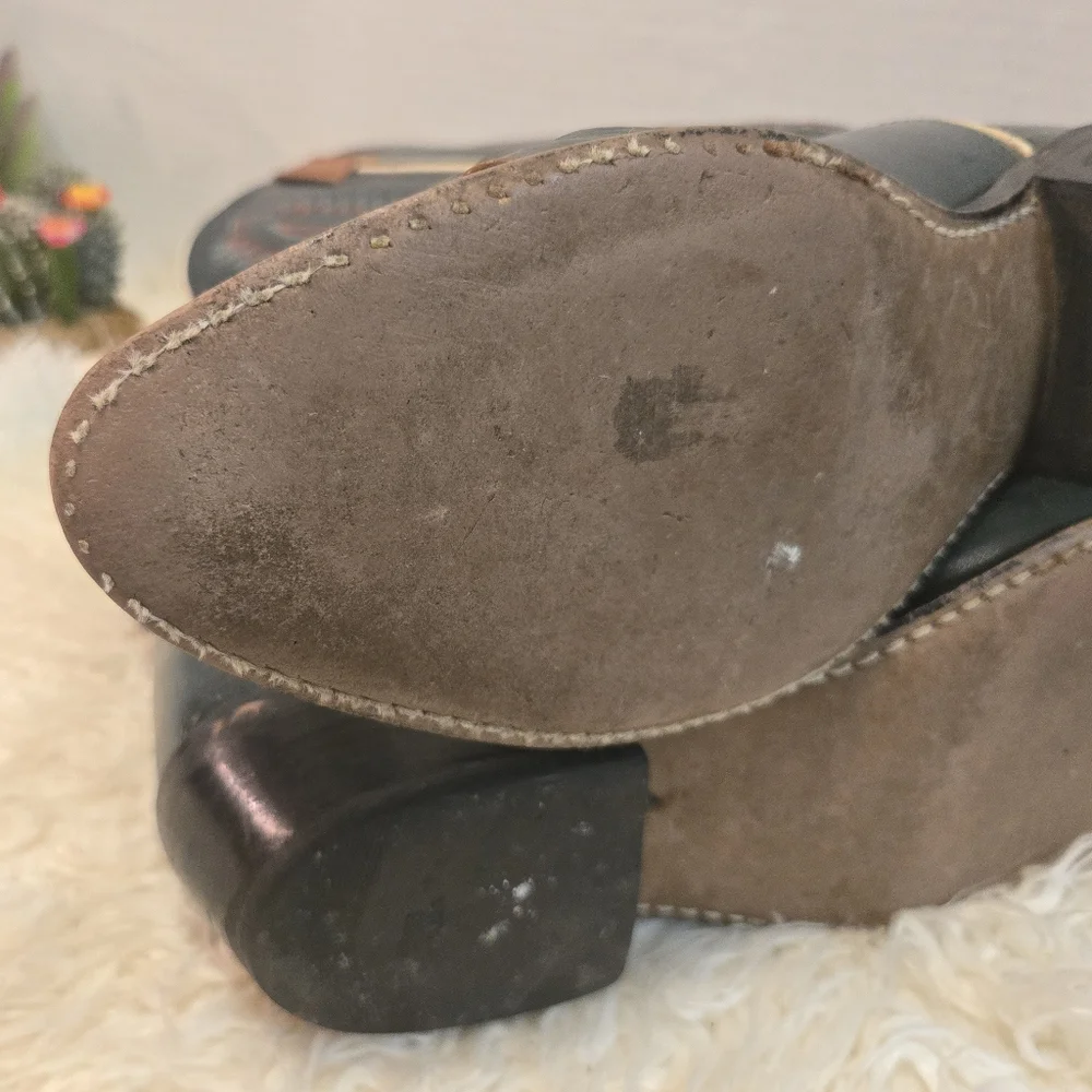 VINTAGE COWBOY BOOTS - Picture 6 of 16